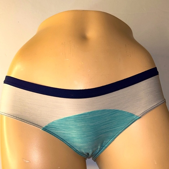 Victoria's Secret Other - Victoria’s Secret Silky Smooth Hiphugger Stretchy Knit Navy & Aqua Panties Sz S
